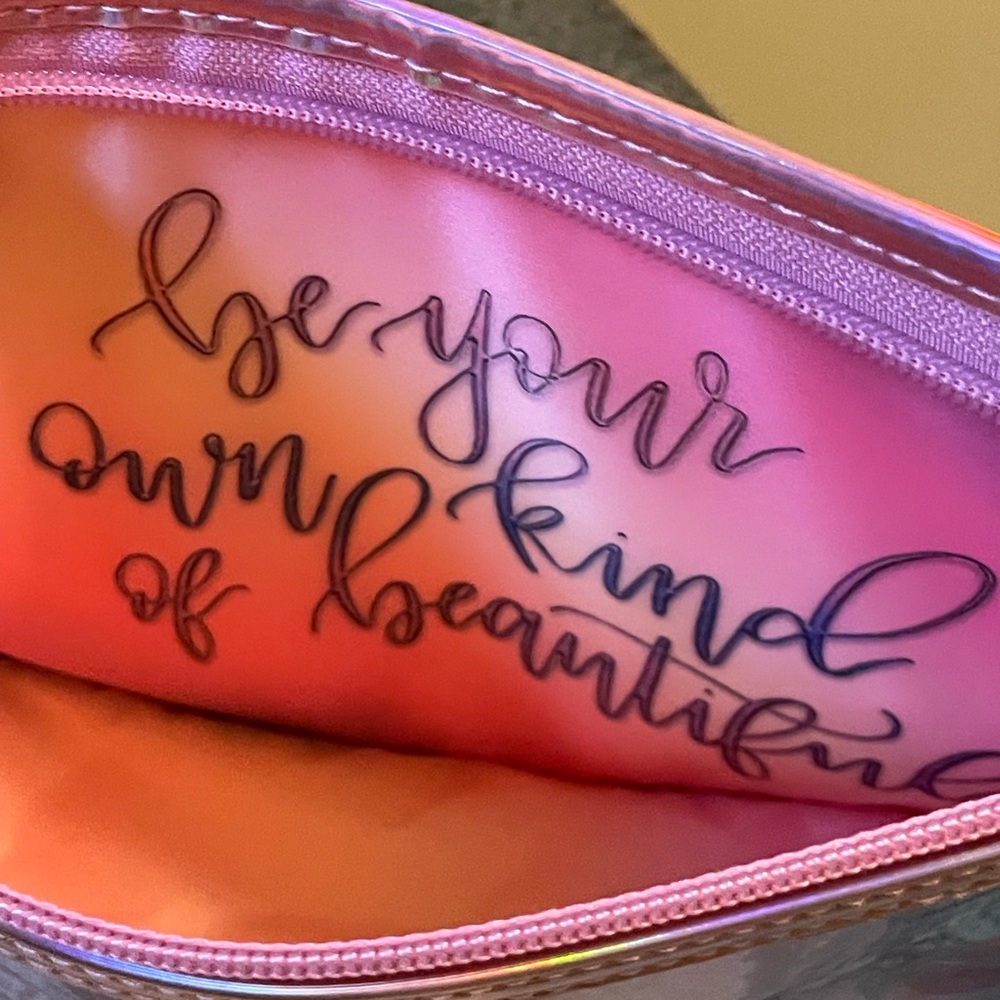 Makeup Bag - Picture 7 of 7